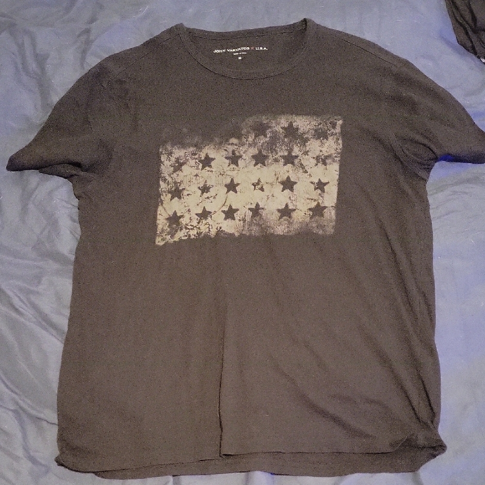 John Varvatos Black Short Sleeve Tee with Distressed Beige Star Graphic